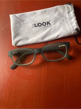 The Look reading glasses